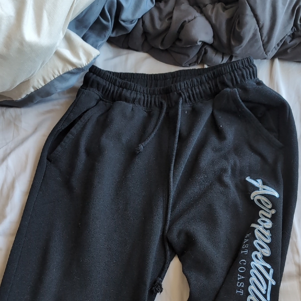 Aeropostale Black Sweatpants Relaxed Fit